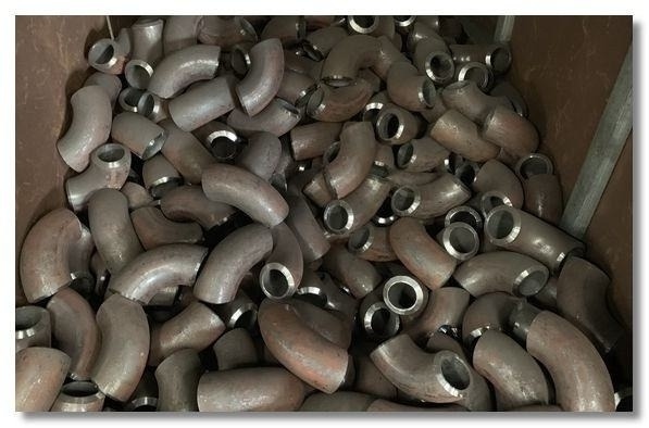 180度對焊彎頭生產廠家